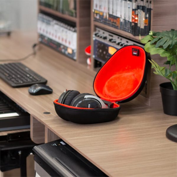 Gator Molded Case For Folding & Non-Folding Headphones - Image 3